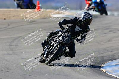 media/Jan-09-2022-SoCal Trackdays (Sun) [[2b1fec8404]]/Turns 9 and 8 (920am)/